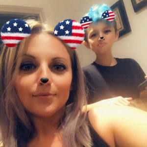 Meet your Posher, Danielle